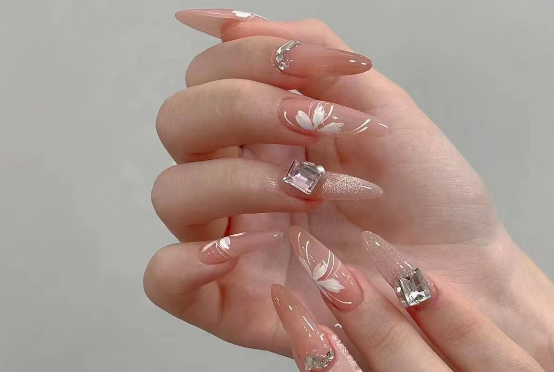 秋冬气质百搭款美甲介绍，这氛围感绝了！